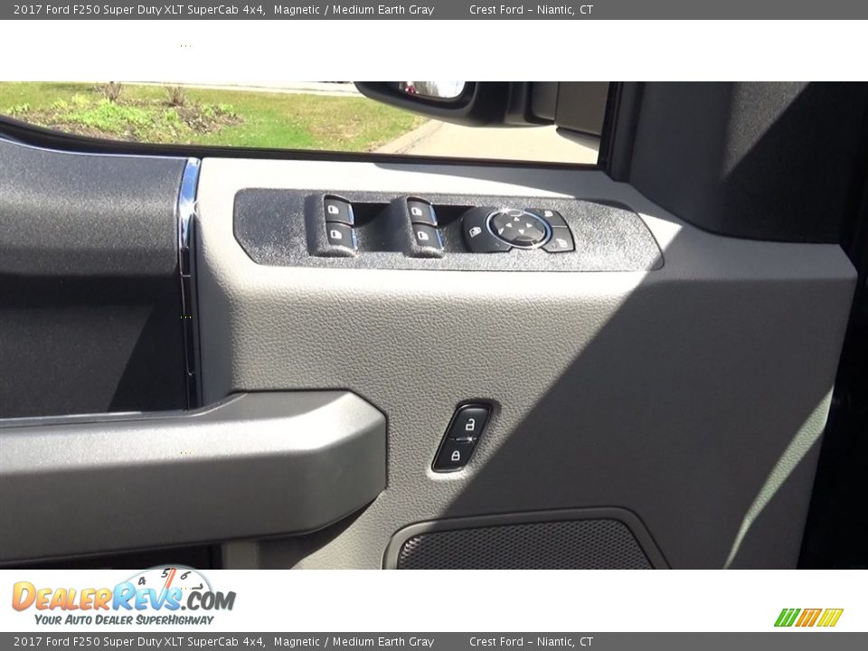 2017 Ford F250 Super Duty XLT SuperCab 4x4 Magnetic / Medium Earth Gray Photo #12