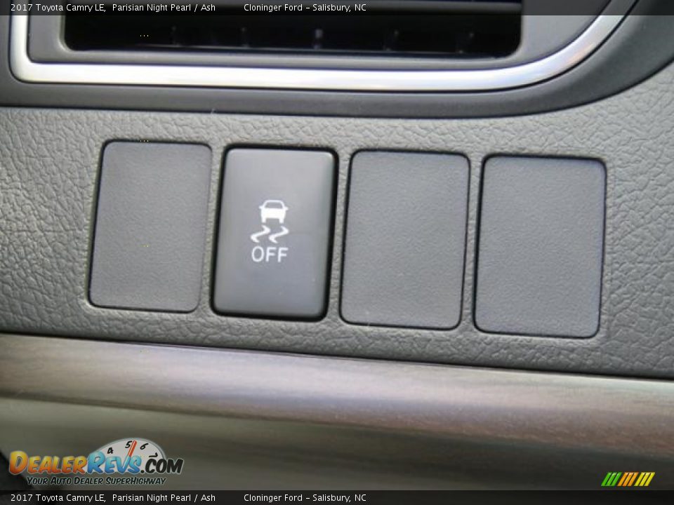 2017 Toyota Camry LE Parisian Night Pearl / Ash Photo #20