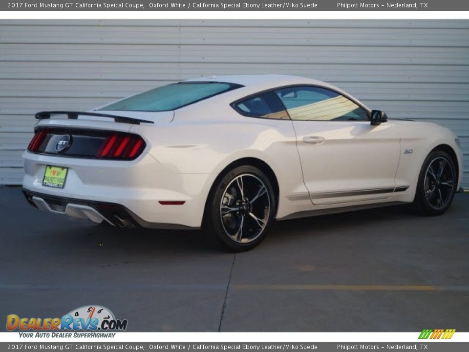2017 Ford Mustang GT California Speical Coupe Oxford White / California Special Ebony Leather/Miko Suede Photo #7