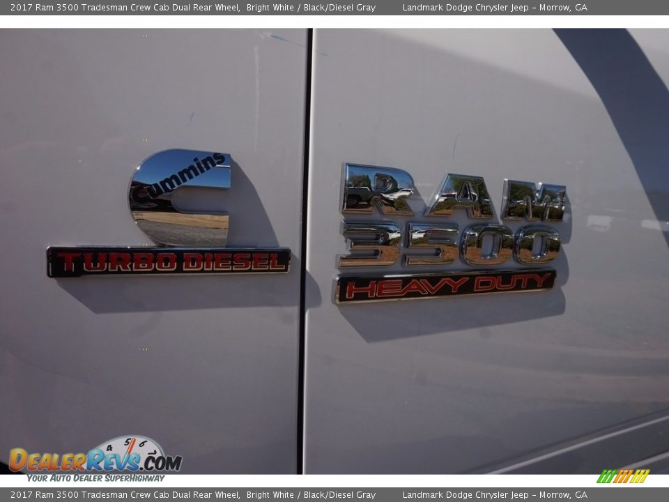 2017 Ram 3500 Tradesman Crew Cab Dual Rear Wheel Bright White / Black/Diesel Gray Photo #6