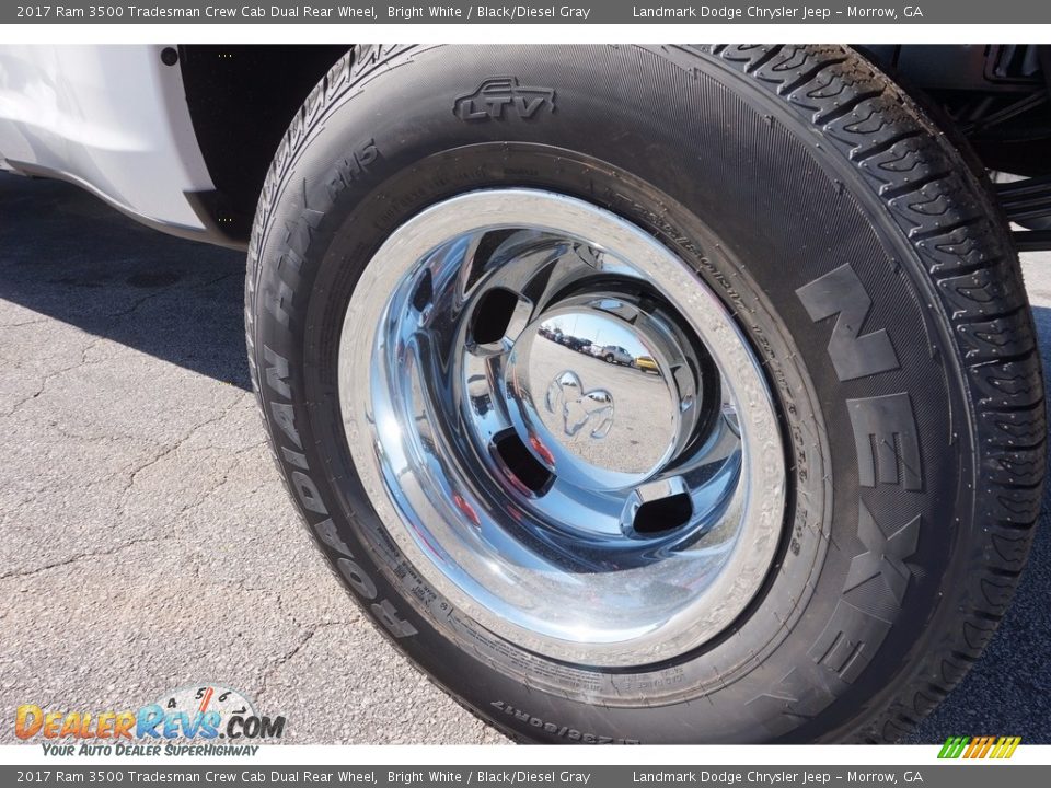 2017 Ram 3500 Tradesman Crew Cab Dual Rear Wheel Bright White / Black/Diesel Gray Photo #3