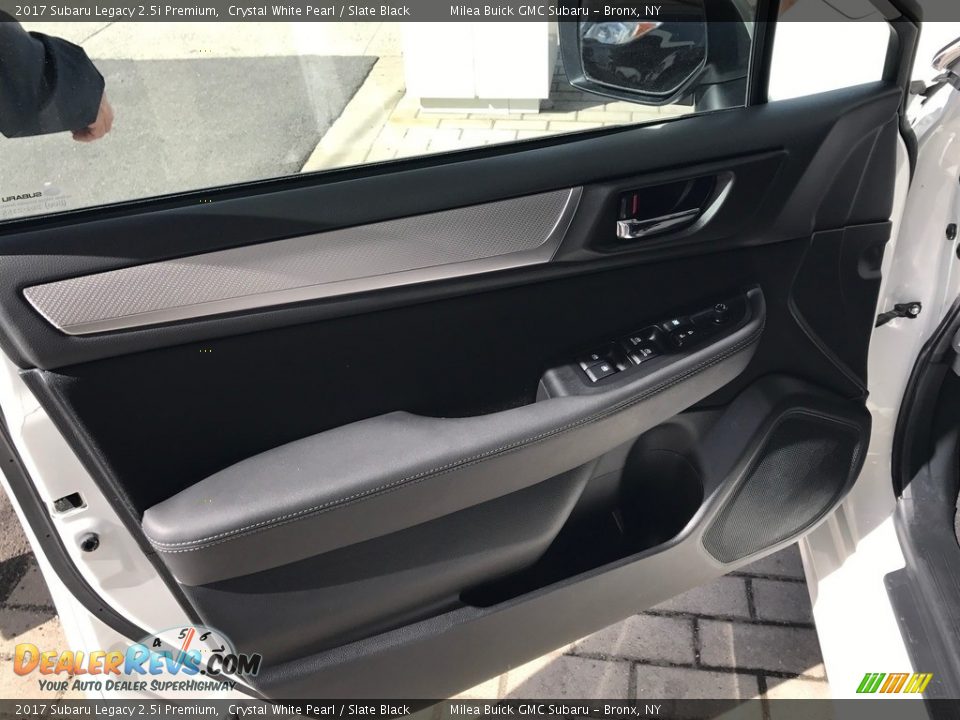 2017 Subaru Legacy 2.5i Premium Crystal White Pearl / Slate Black Photo #10