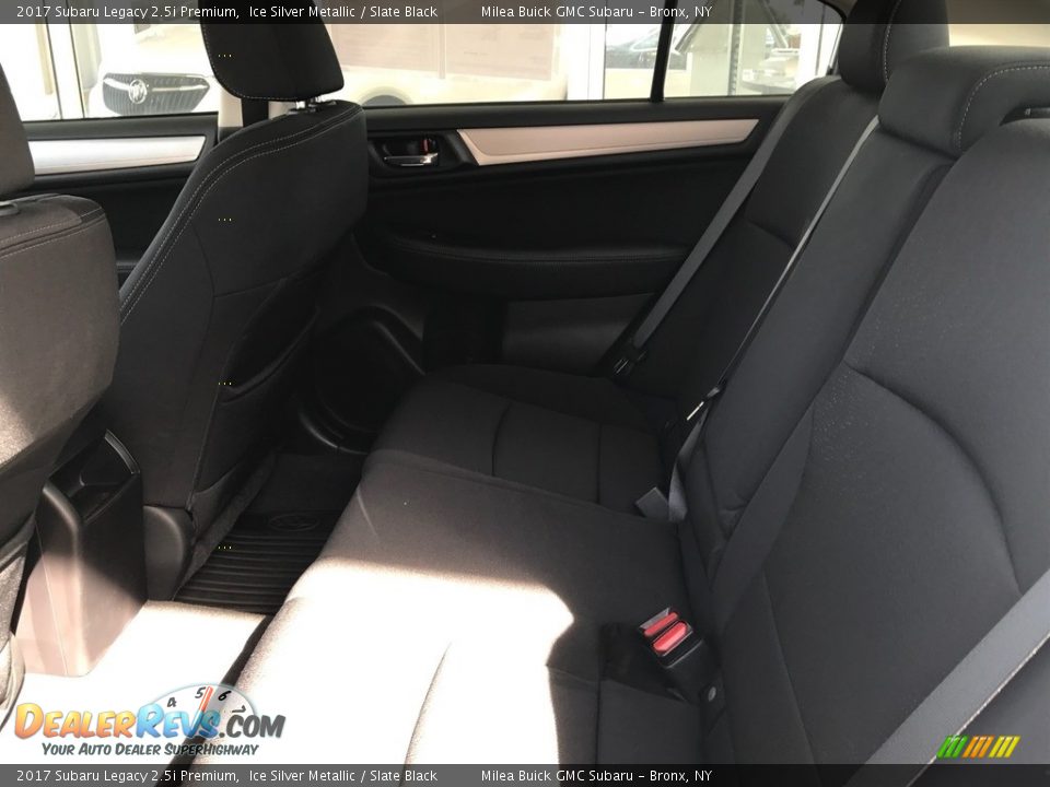 2017 Subaru Legacy 2.5i Premium Ice Silver Metallic / Slate Black Photo #11