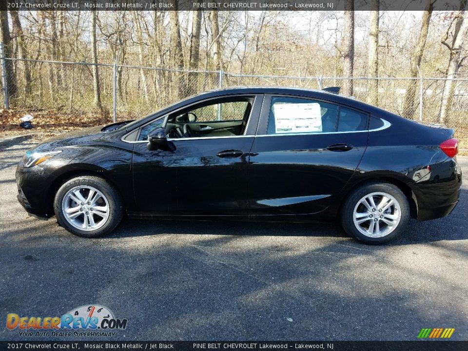 2017 Chevrolet Cruze LT Mosaic Black Metallic / Jet Black Photo #3