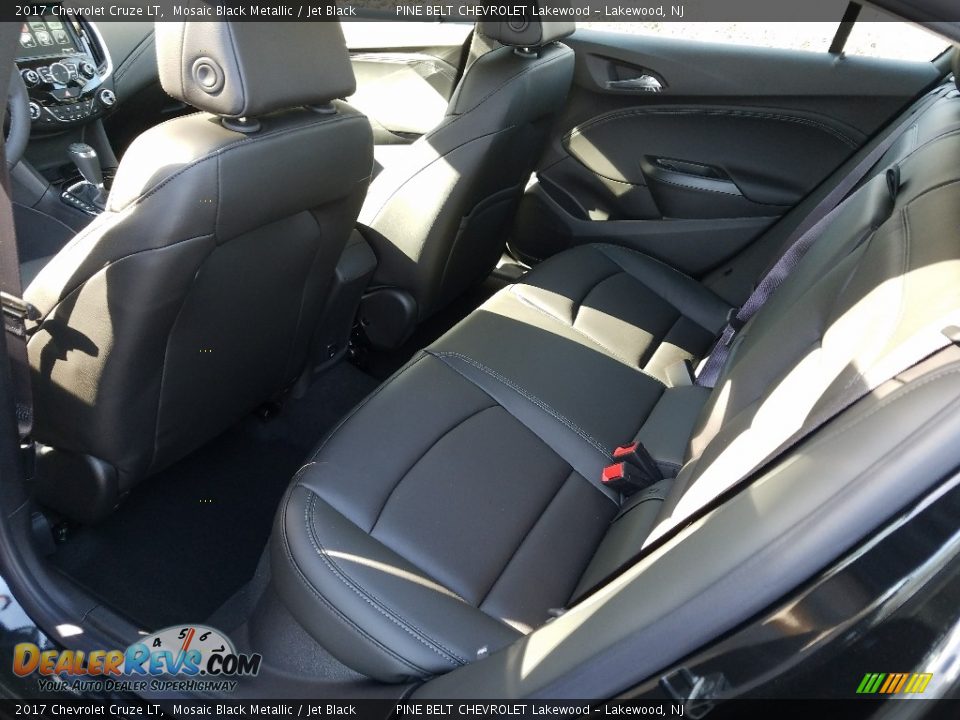 2017 Chevrolet Cruze LT Mosaic Black Metallic / Jet Black Photo #8
