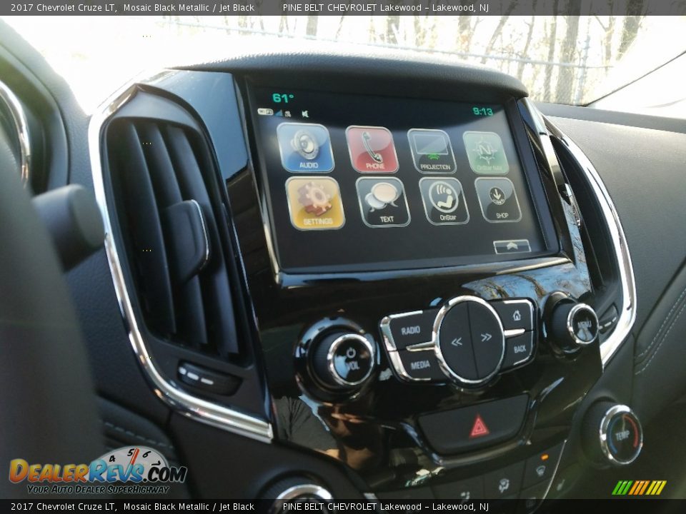 2017 Chevrolet Cruze LT Mosaic Black Metallic / Jet Black Photo #10