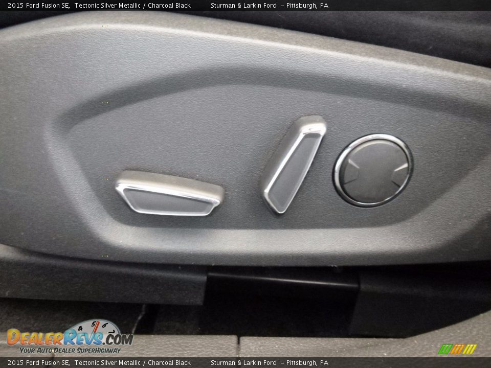 2015 Ford Fusion SE Tectonic Silver Metallic / Charcoal Black Photo #12