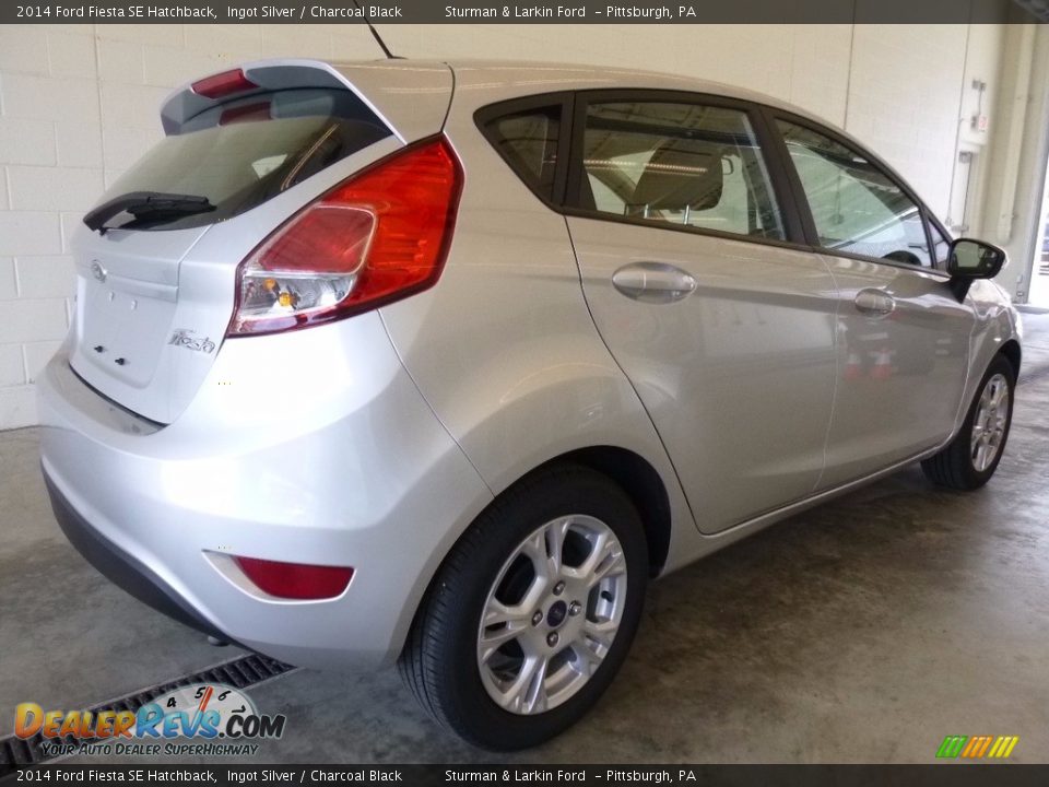 2014 Ford Fiesta SE Hatchback Ingot Silver / Charcoal Black Photo #2