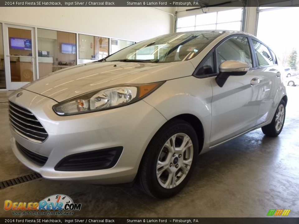 2014 Ford Fiesta SE Hatchback Ingot Silver / Charcoal Black Photo #5