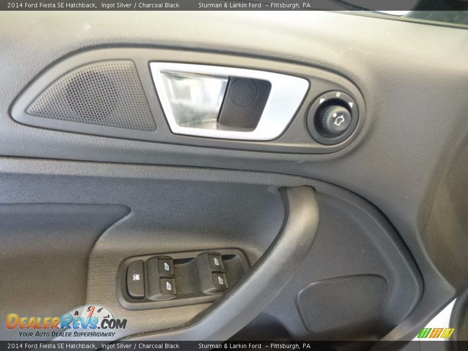 2014 Ford Fiesta SE Hatchback Ingot Silver / Charcoal Black Photo #10