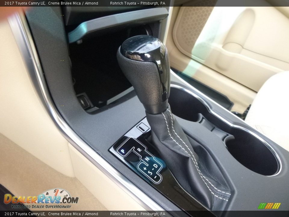 2017 Toyota Camry LE Shifter Photo #14