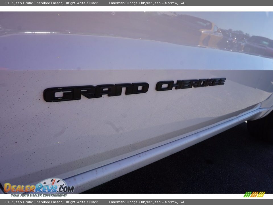2017 Jeep Grand Cherokee Laredo Bright White / Black Photo #3