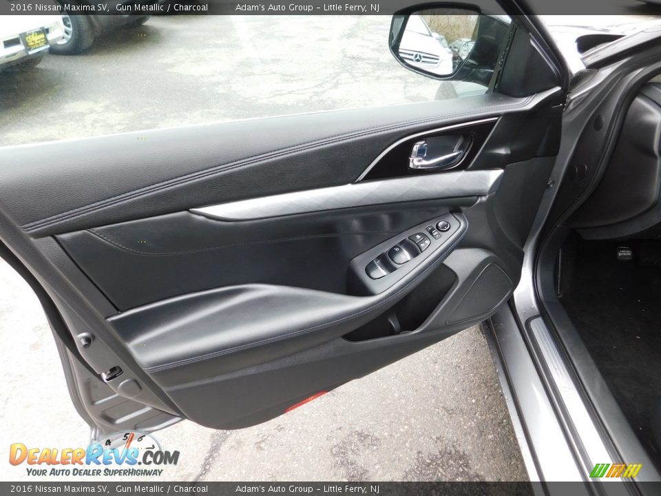 2016 Nissan Maxima SV Gun Metallic / Charcoal Photo #10