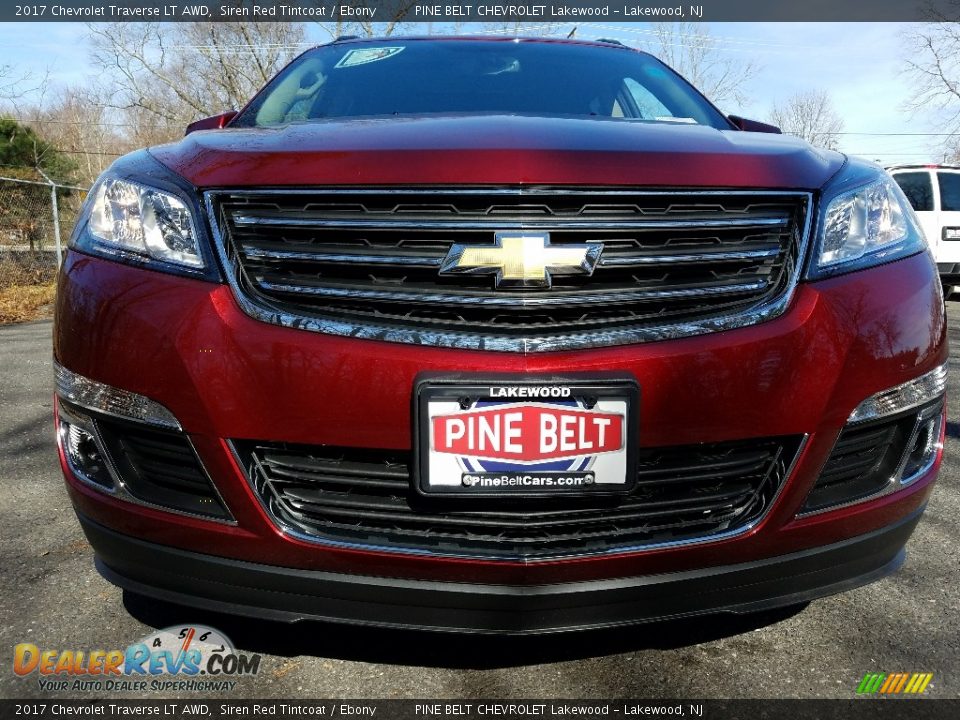 2017 Chevrolet Traverse LT AWD Siren Red Tintcoat / Ebony Photo #2