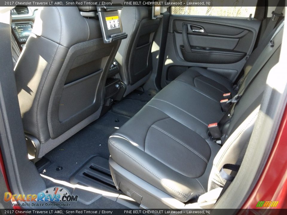 2017 Chevrolet Traverse LT AWD Siren Red Tintcoat / Ebony Photo #8