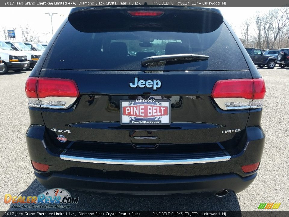 2017 Jeep Grand Cherokee Limited 4x4 Diamond Black Crystal Pearl / Black Photo #5