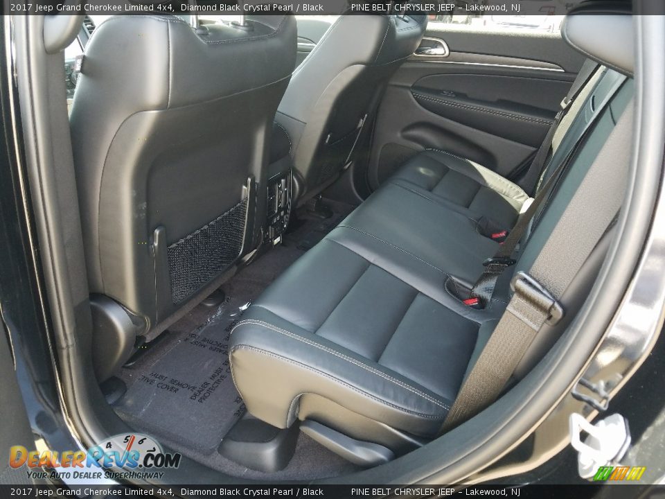 2017 Jeep Grand Cherokee Limited 4x4 Diamond Black Crystal Pearl / Black Photo #9