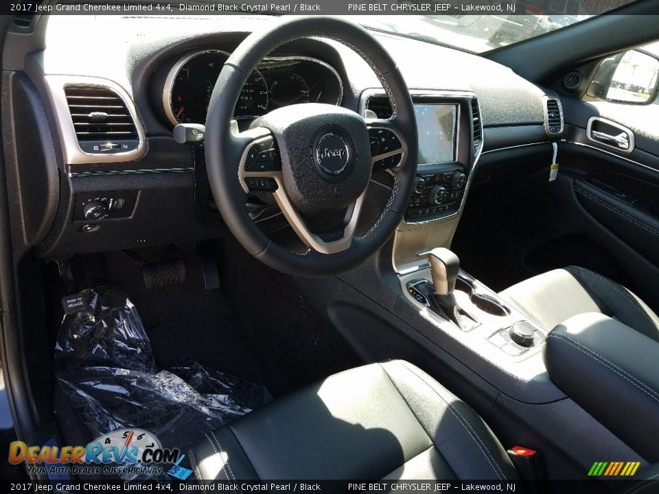 2017 Jeep Grand Cherokee Limited 4x4 Diamond Black Crystal Pearl / Black Photo #11