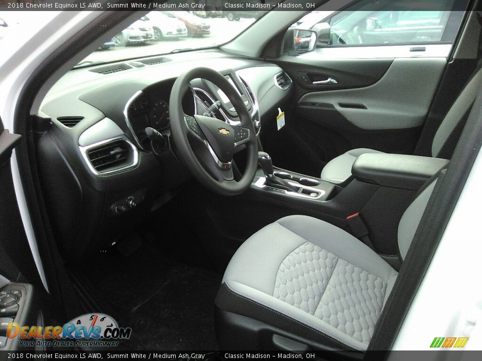 Medium Ash Gray Interior - 2018 Chevrolet Equinox LS AWD Photo #4
