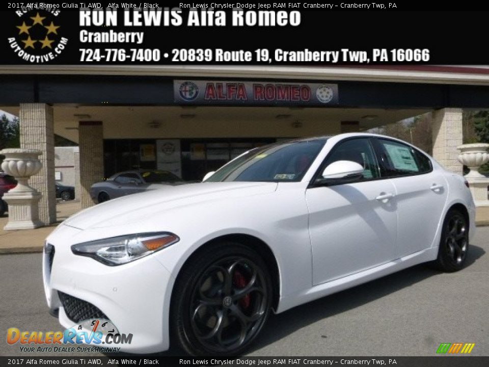 2017 Alfa Romeo Giulia Ti AWD Alfa White / Black Photo #1