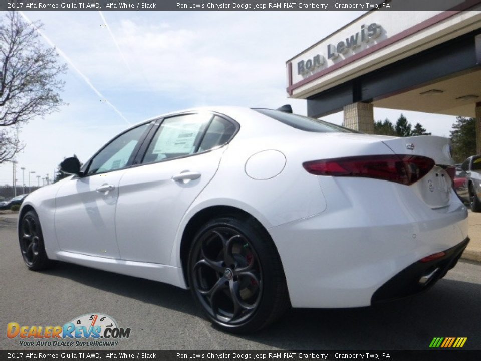 2017 Alfa Romeo Giulia Ti AWD Alfa White / Black Photo #6