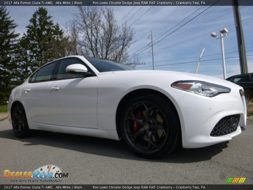 2017 Alfa Romeo Giulia Ti AWD Alfa White / Black Photo #12
