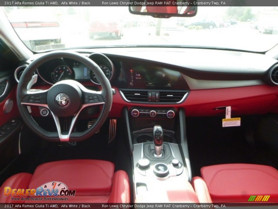 2017 Alfa Romeo Giulia Ti AWD Alfa White / Black Photo #19