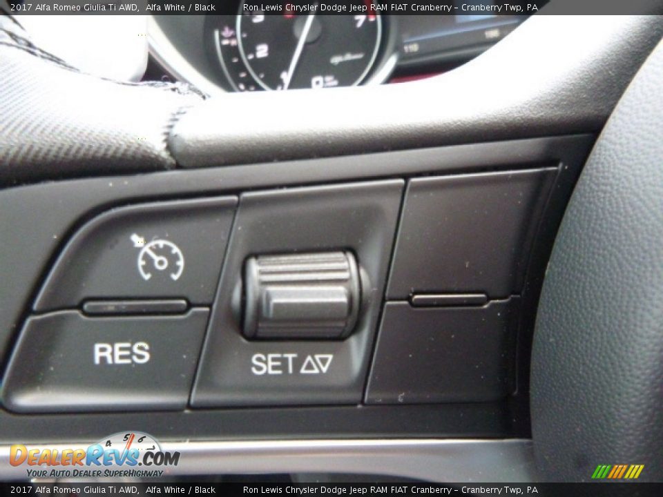 2017 Alfa Romeo Giulia Ti AWD Alfa White / Black Photo #32