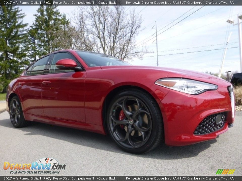 2017 Alfa Romeo Giulia Ti RWD Rosso (Red) Competizione Tri-Coat / Black Photo #11