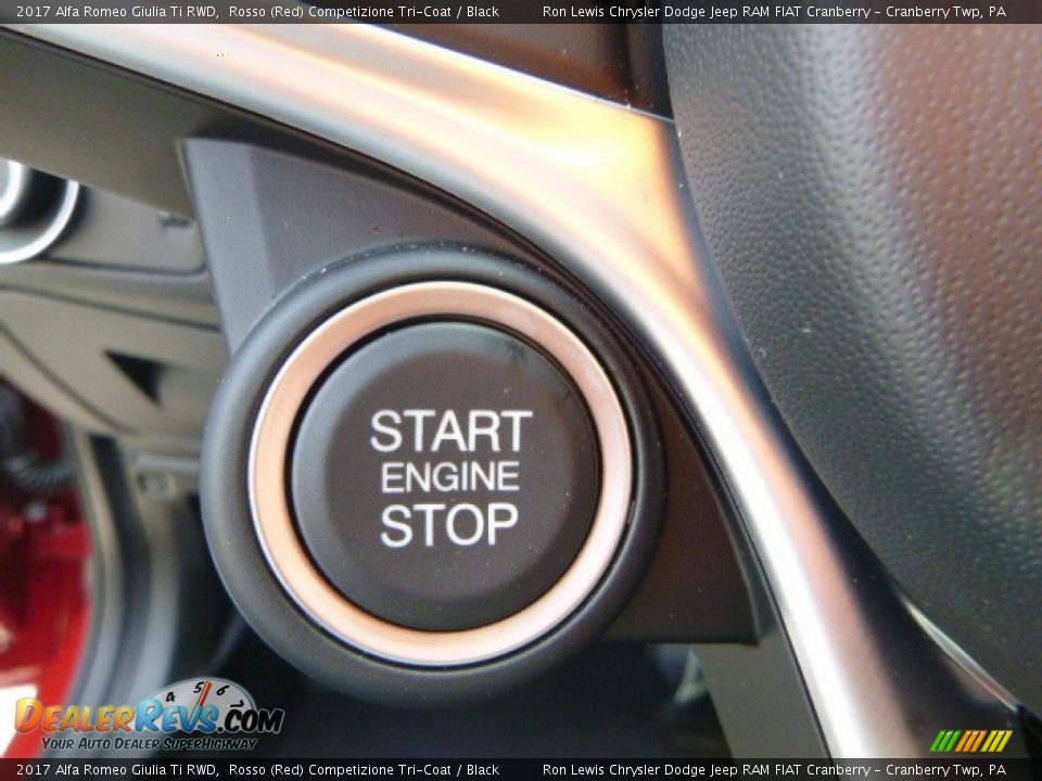 Controls of 2017 Alfa Romeo Giulia Ti RWD Photo #30