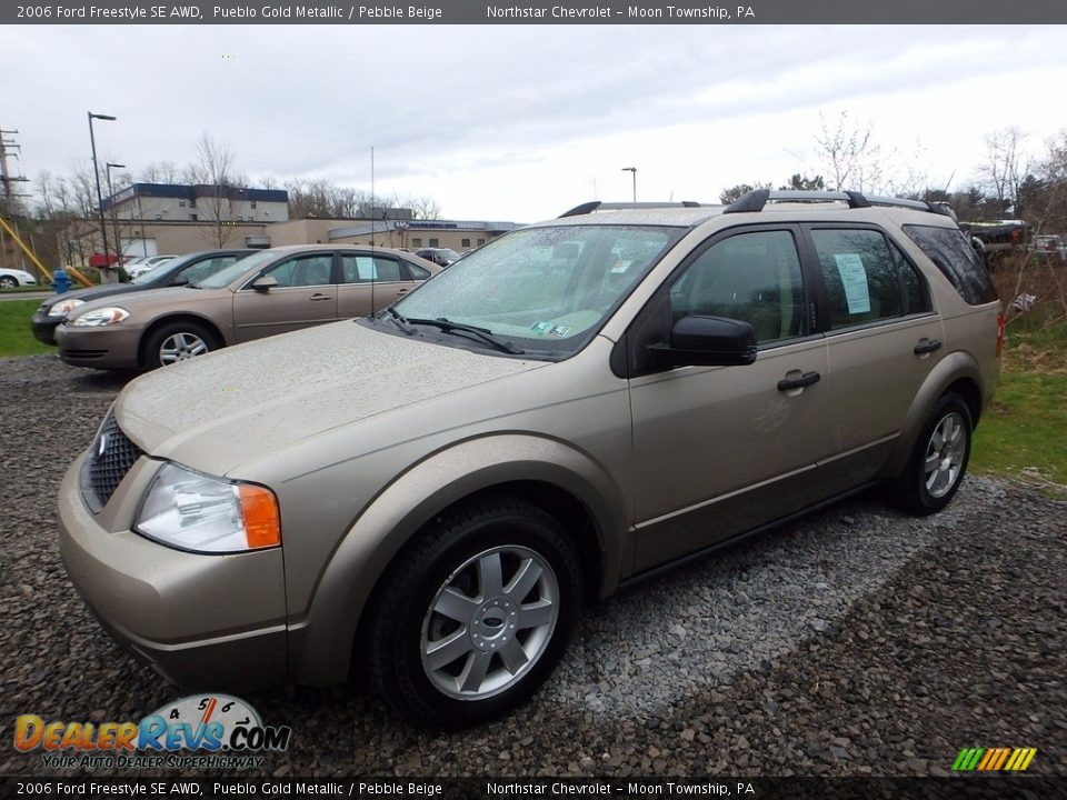 2006 Ford Freestyle SE AWD Pueblo Gold Metallic / Pebble Beige Photo #1