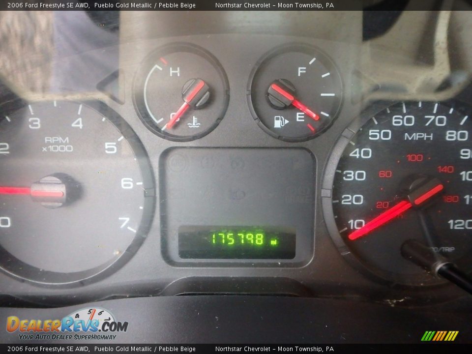 2006 Ford Freestyle SE AWD Pueblo Gold Metallic / Pebble Beige Photo #15