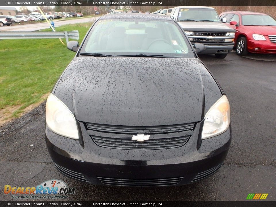 2007 Chevrolet Cobalt LS Sedan Black / Gray Photo #6