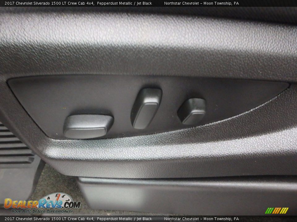 2017 Chevrolet Silverado 1500 LT Crew Cab 4x4 Pepperdust Metallic / Jet Black Photo #26