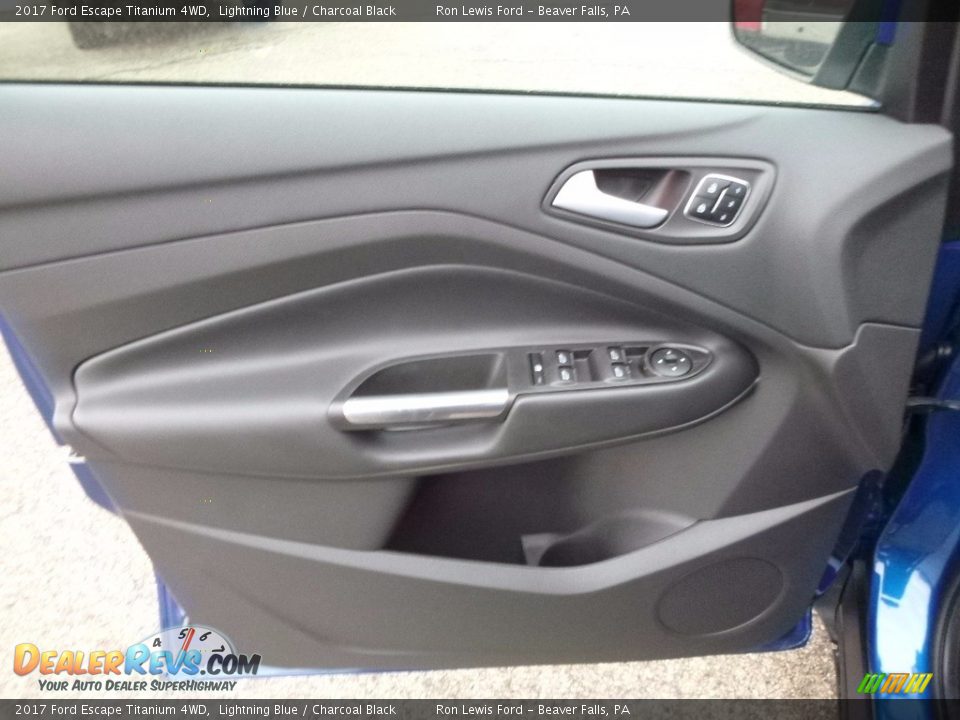 2017 Ford Escape Titanium 4WD Lightning Blue / Charcoal Black Photo #13