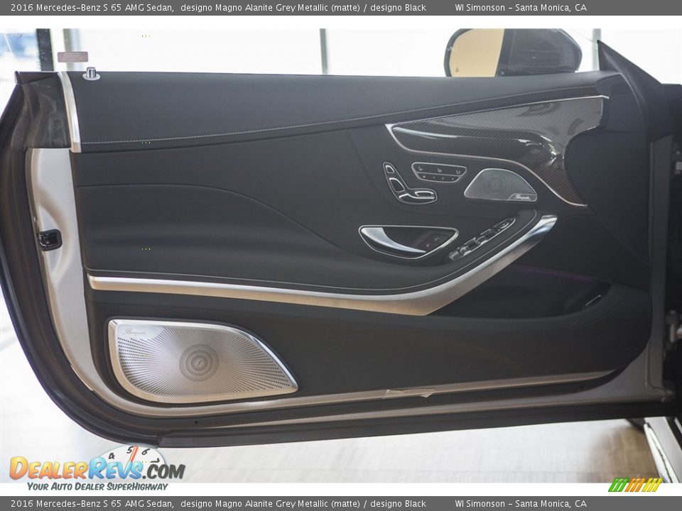 Door Panel of 2016 Mercedes-Benz S 65 AMG Sedan Photo #18