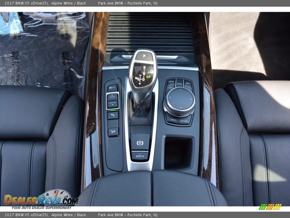 2017 BMW X5 xDrive35i Alpine White / Black Photo #17