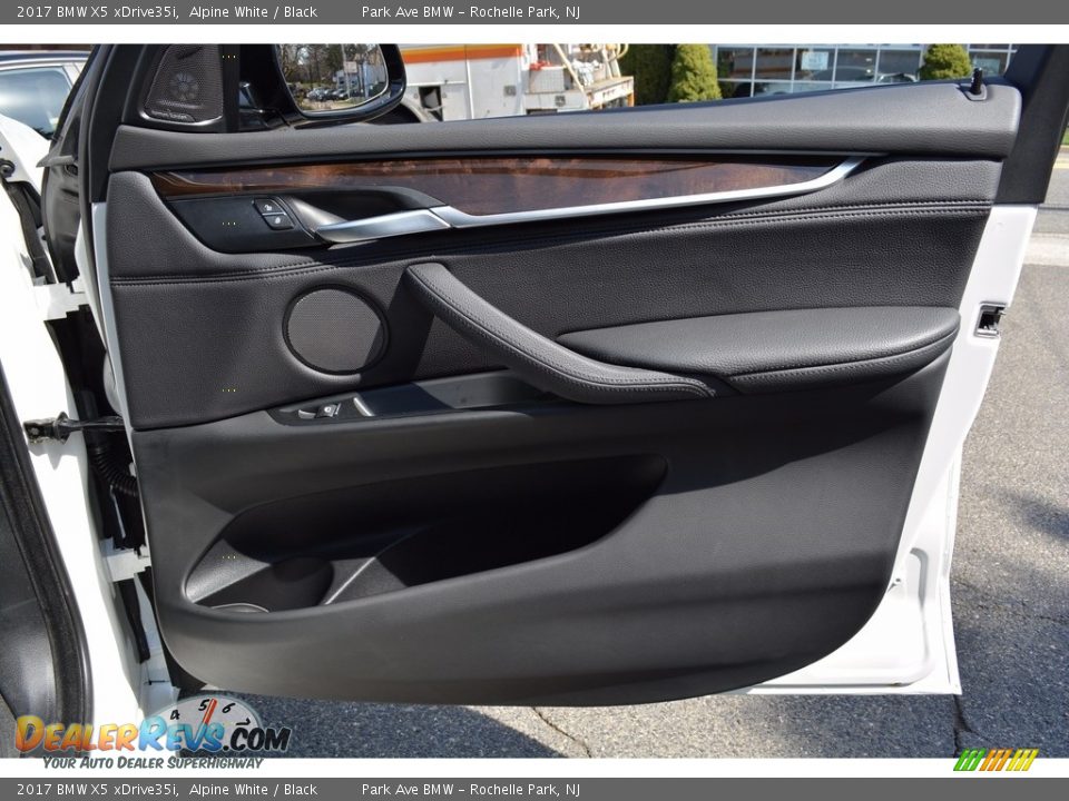 2017 BMW X5 xDrive35i Alpine White / Black Photo #27