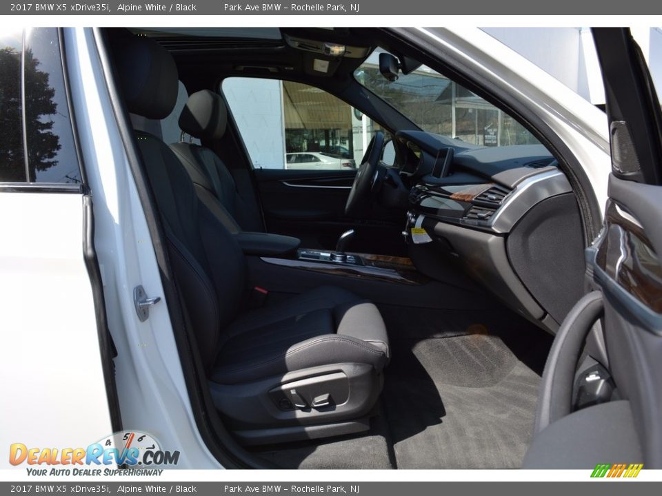 2017 BMW X5 xDrive35i Alpine White / Black Photo #29
