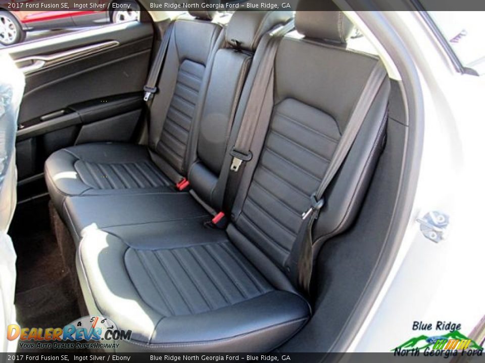 2017 Ford Fusion SE Ingot Silver / Ebony Photo #12