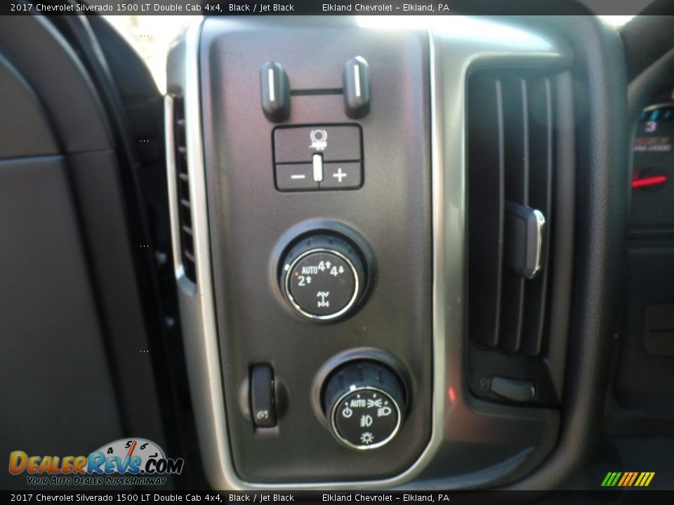 2017 Chevrolet Silverado 1500 LT Double Cab 4x4 Black / Jet Black Photo #26