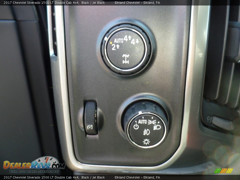 2017 Chevrolet Silverado 1500 LT Double Cab 4x4 Black / Jet Black Photo #28