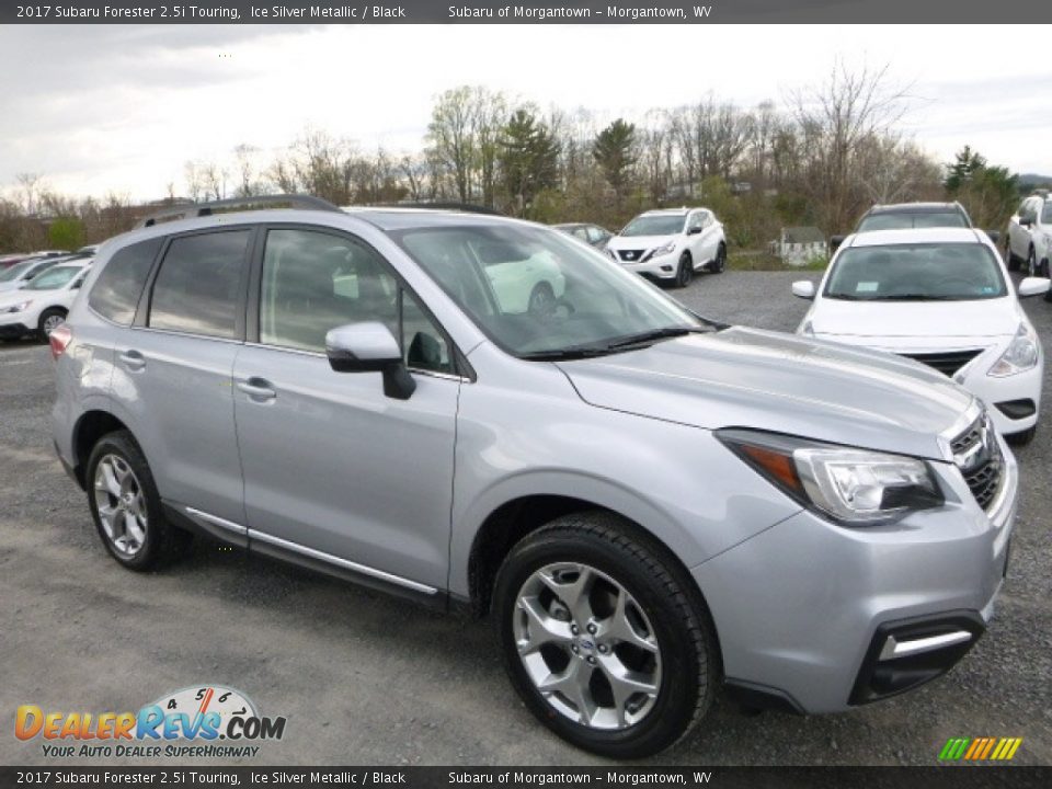 Front 3/4 View of 2017 Subaru Forester 2.5i Touring Photo #1
