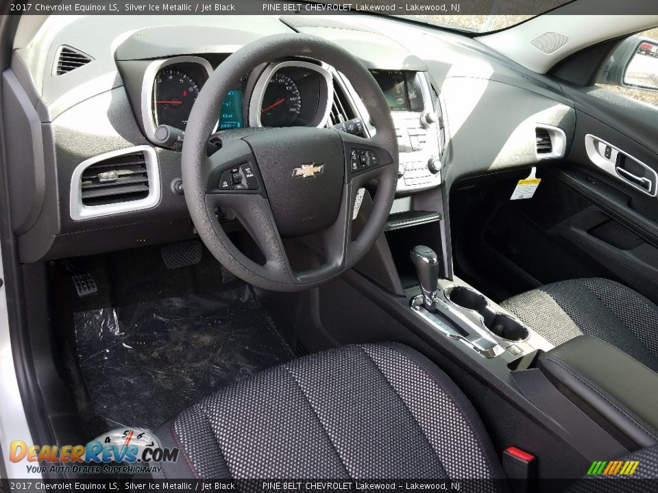 2017 Chevrolet Equinox LS Silver Ice Metallic / Jet Black Photo #9