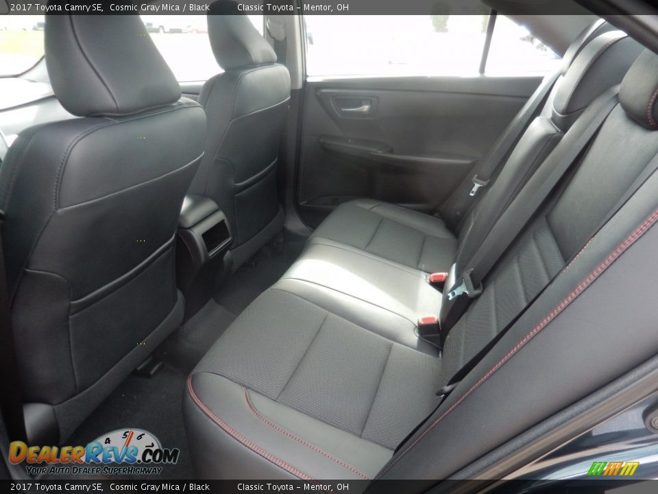 2017 Toyota Camry SE Cosmic Gray Mica / Black Photo #5