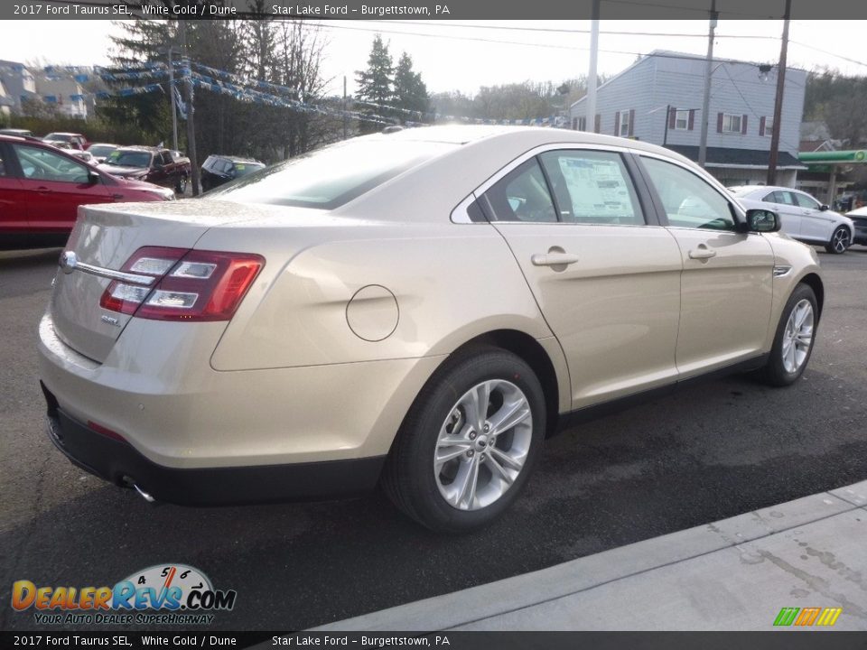 2017 Ford Taurus SEL White Gold / Dune Photo #5