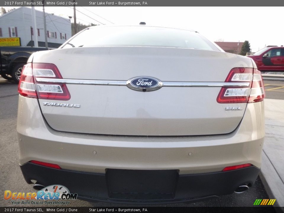 2017 Ford Taurus SEL White Gold / Dune Photo #6