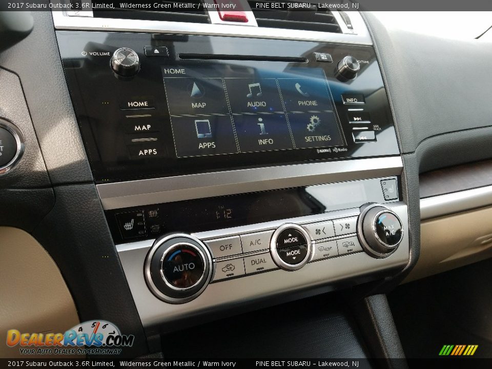 Controls of 2017 Subaru Outback 3.6R Limited Photo #10