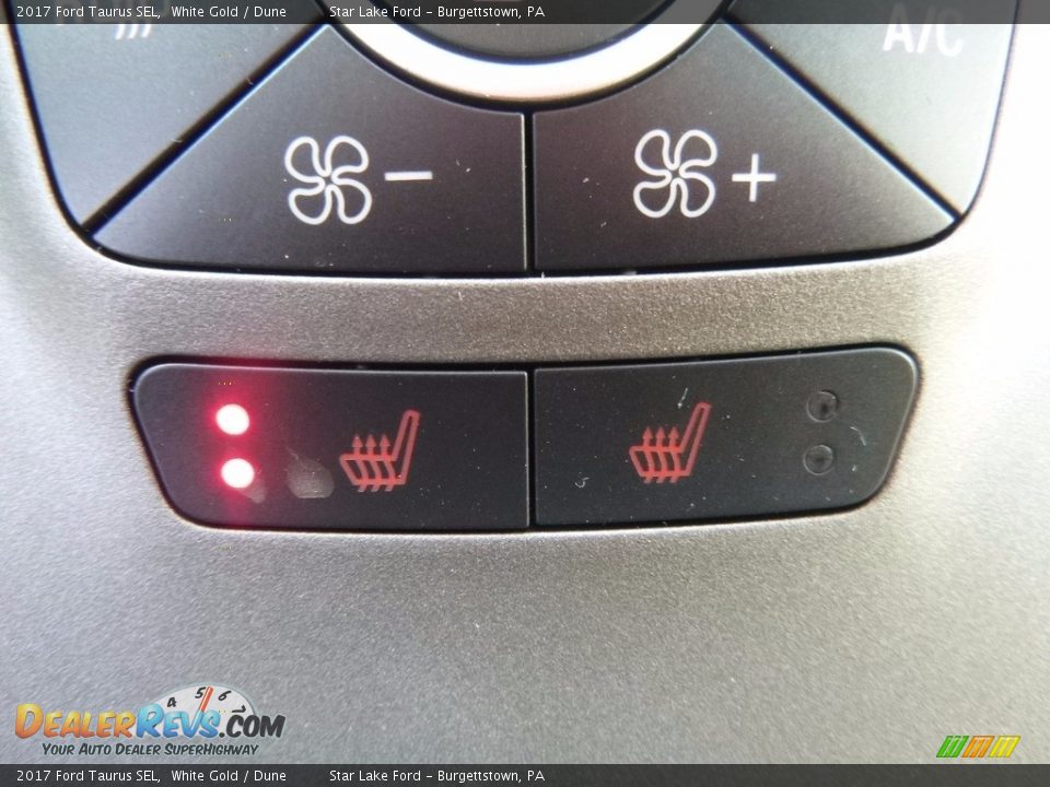 2017 Ford Taurus SEL White Gold / Dune Photo #16