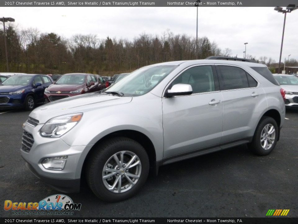 Front 3/4 View of 2017 Chevrolet Traverse LS AWD Photo #1